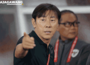 Ekspresi Shin Tae-yong pada laga Timnas Indonesia vs Arab Saudi di Kualifikasi Piala Dunia 2026