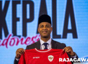 Patrick Kluivert Resmi Latih Timnas Indonesia, Luis Milla Beri Sambutan Hangat