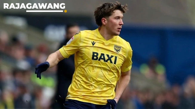 Debut Manis Ole Romeny Tak Cukup: Oxford United Tumbang 2-3