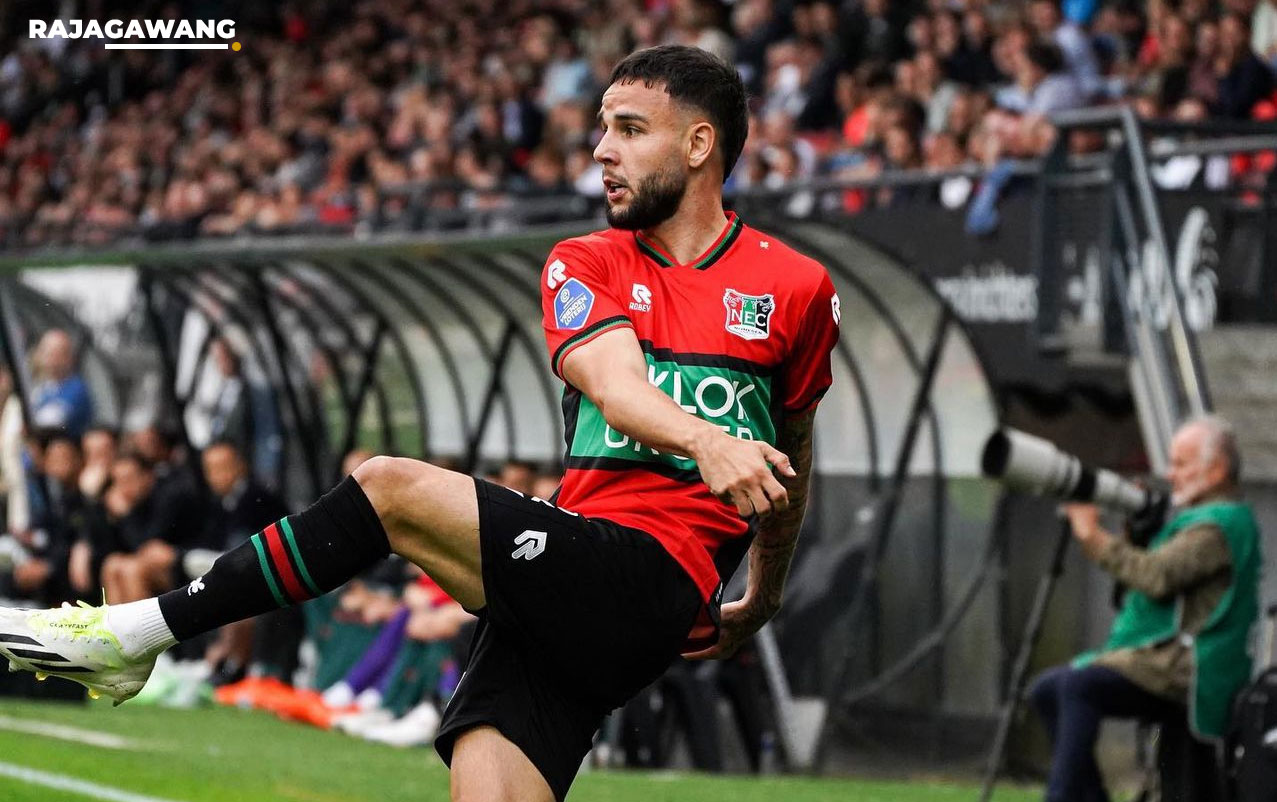 Calvin Verdonk Pimpin NEC Hancurkan Ajax di Johan Cruyff Arena