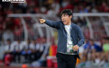 Shin Tae-yong dan Kluivert: Kolaborasi Kunci Lolosnya Timnas