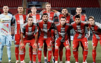 Cremonese Ditahan Imbang Cagliari 2-2, Jamie Vardy Bersinar di Stadio Giovanni Zini