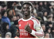 Arsenal Menuju Markas Spurs: Wasiat Saka Kembali Menggema di Ruang Ganti