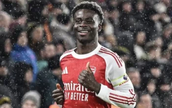 Arsenal Menuju Markas Spurs: Wasiat Saka Kembali Menggema di Ruang Ganti