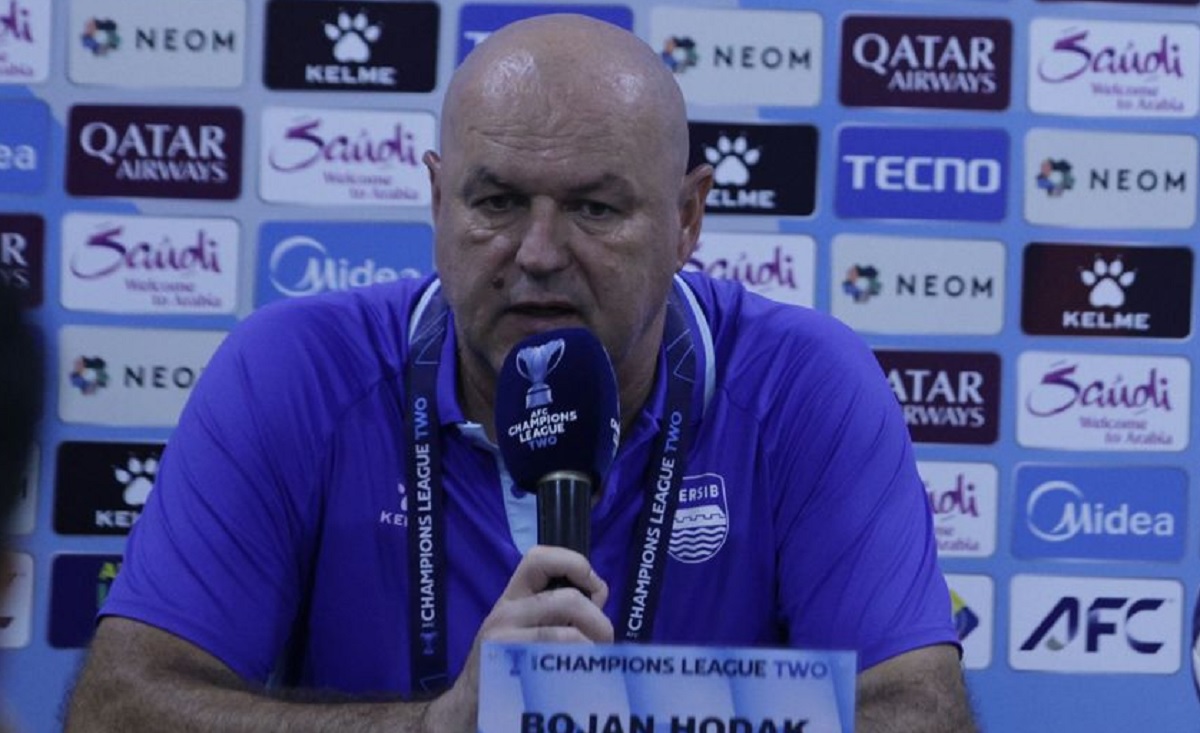 Menang 1-0, Persib Tersingkir: Bojan Hodak Soroti Kepemimpinan Majed Al-Shamrani