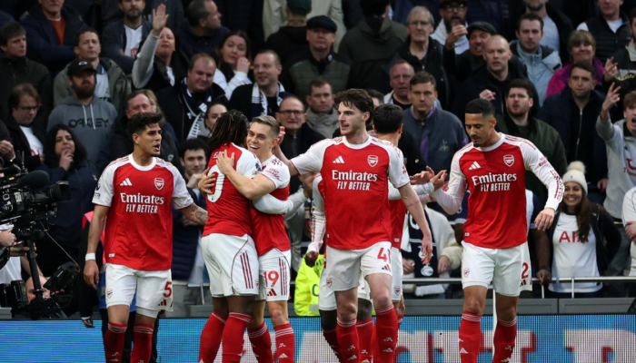 Sinyal Serius dalam Perburuan Gelar