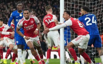 Laporan Lengkap Arsenal vs Chelsea 2-1: Efektivitas Bola Mati Jadi Kunci